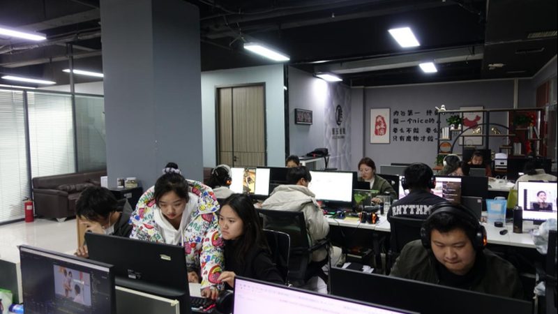 短视频代运营与自运营：时间投入的深度对比